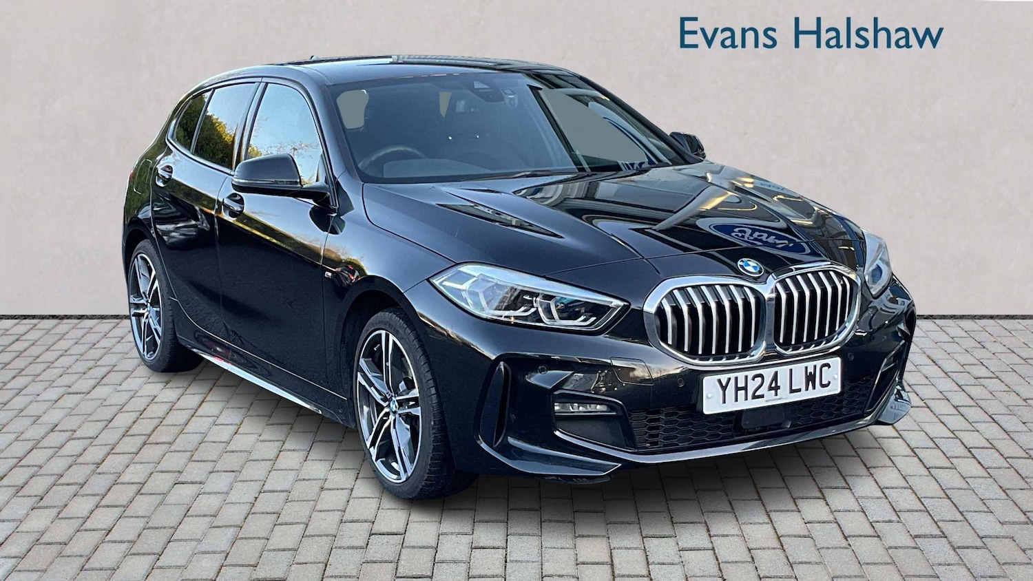 Used BMW 1 Series 2024 for sale - 76805002: Photo 1