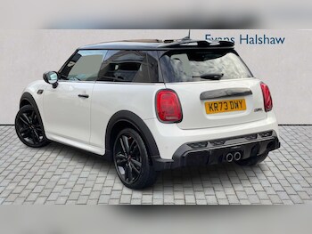 Used MINI Hatch 2023 for sale - 77257306: Photo