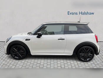 Used MINI Hatch 2023 for sale - 77257306: Photo