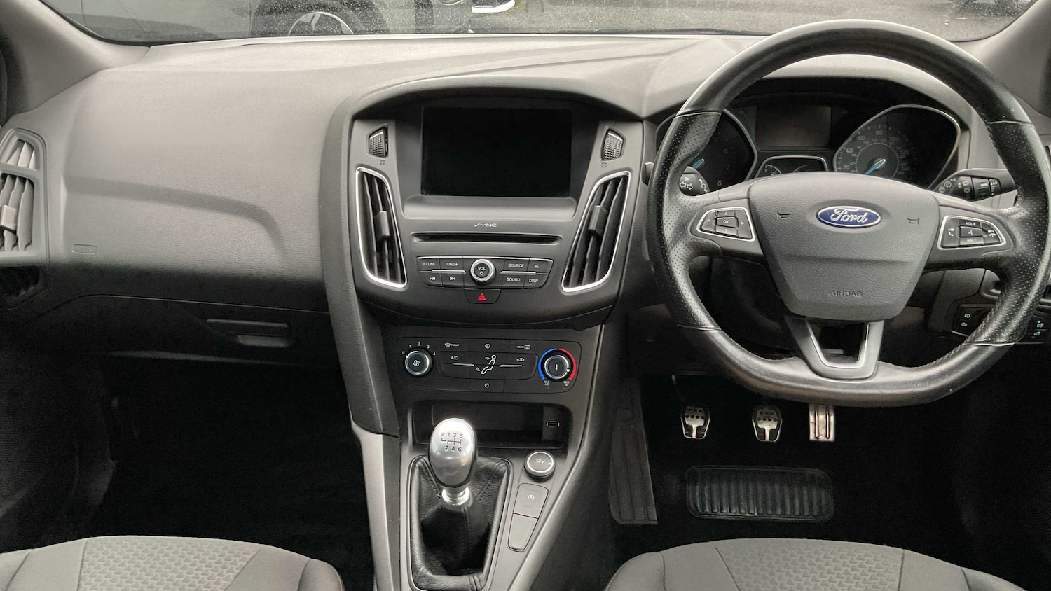 Used Ford Focus 2018 for sale - 76016055: Photo 10