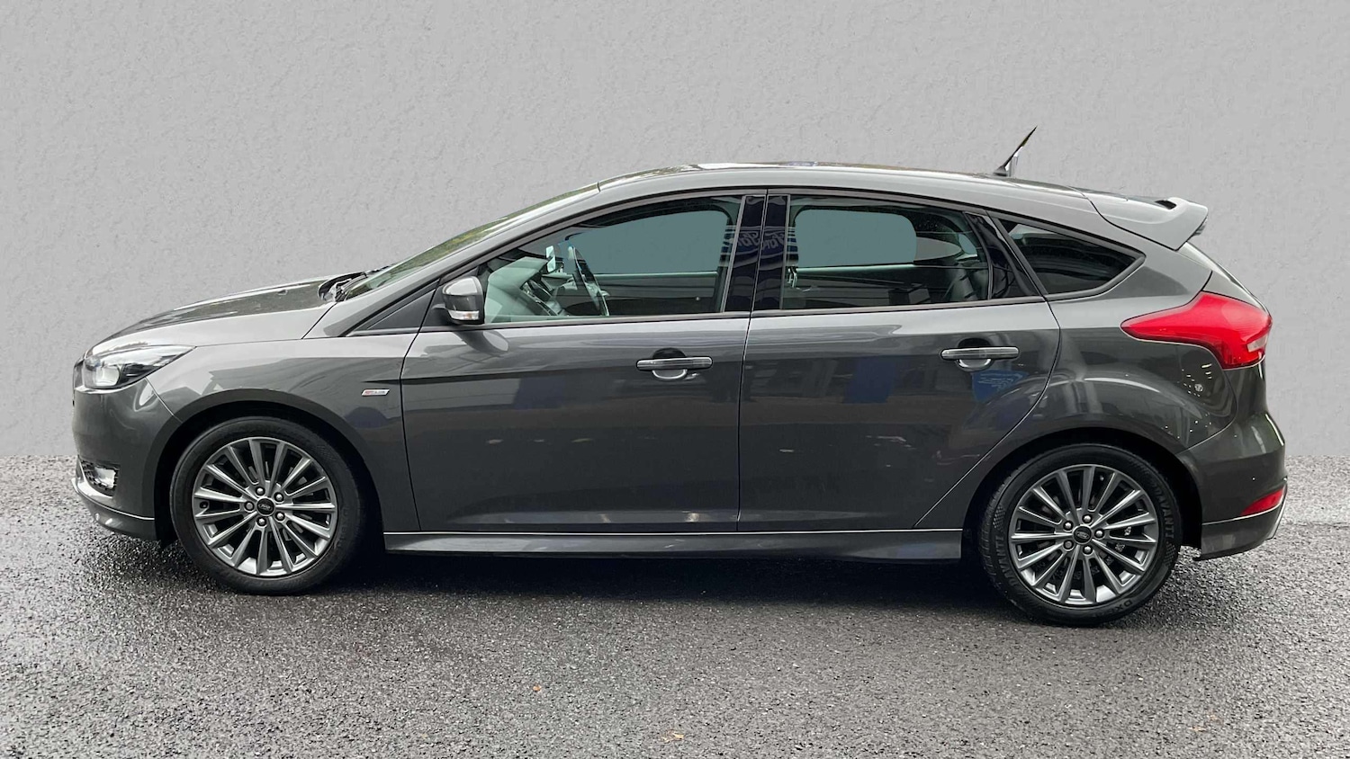 Used Ford Focus 2018 for sale - 76016055: Photo 33