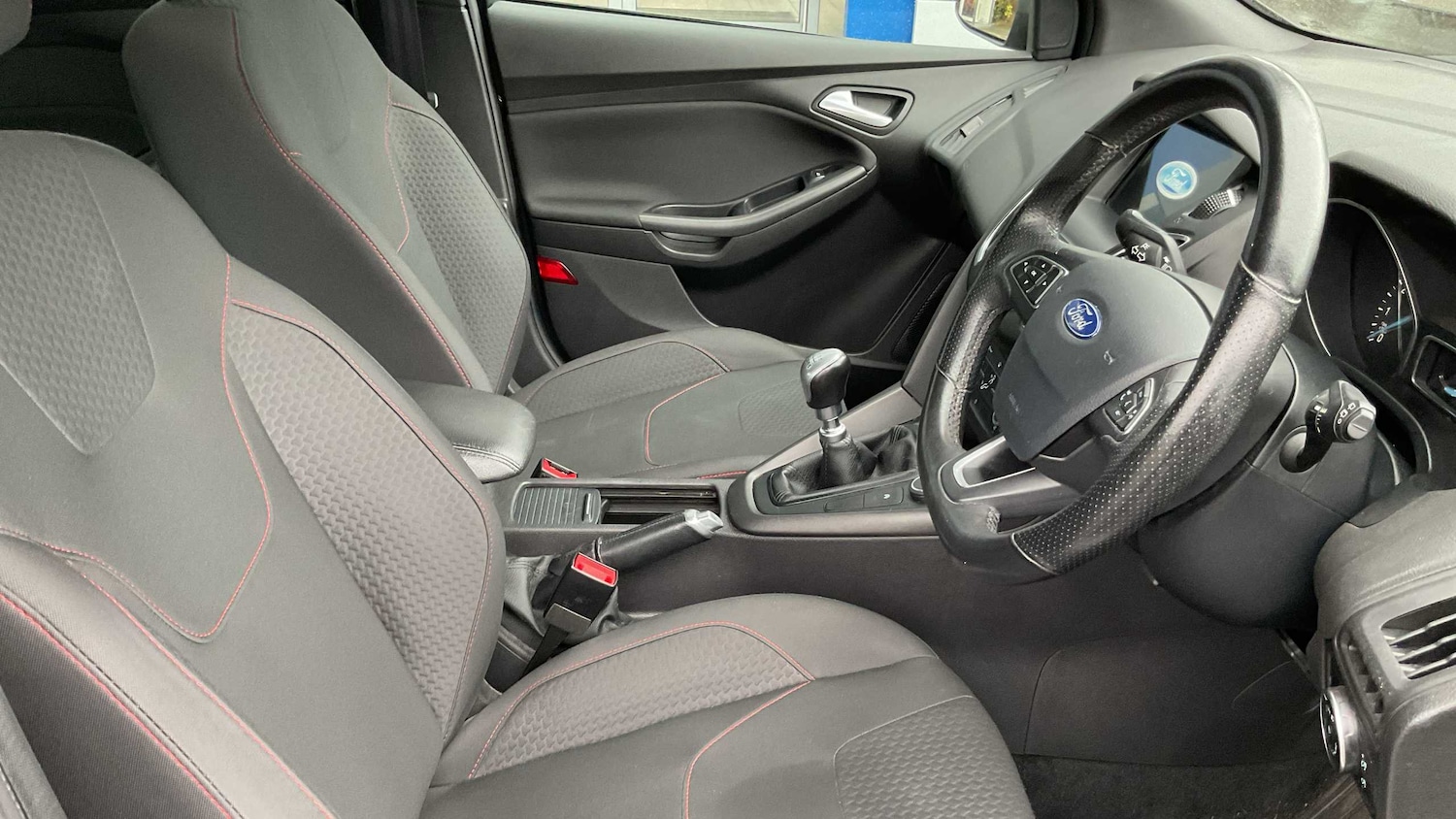 Used Ford Focus 2018 for sale - 76016055: Photo 8
