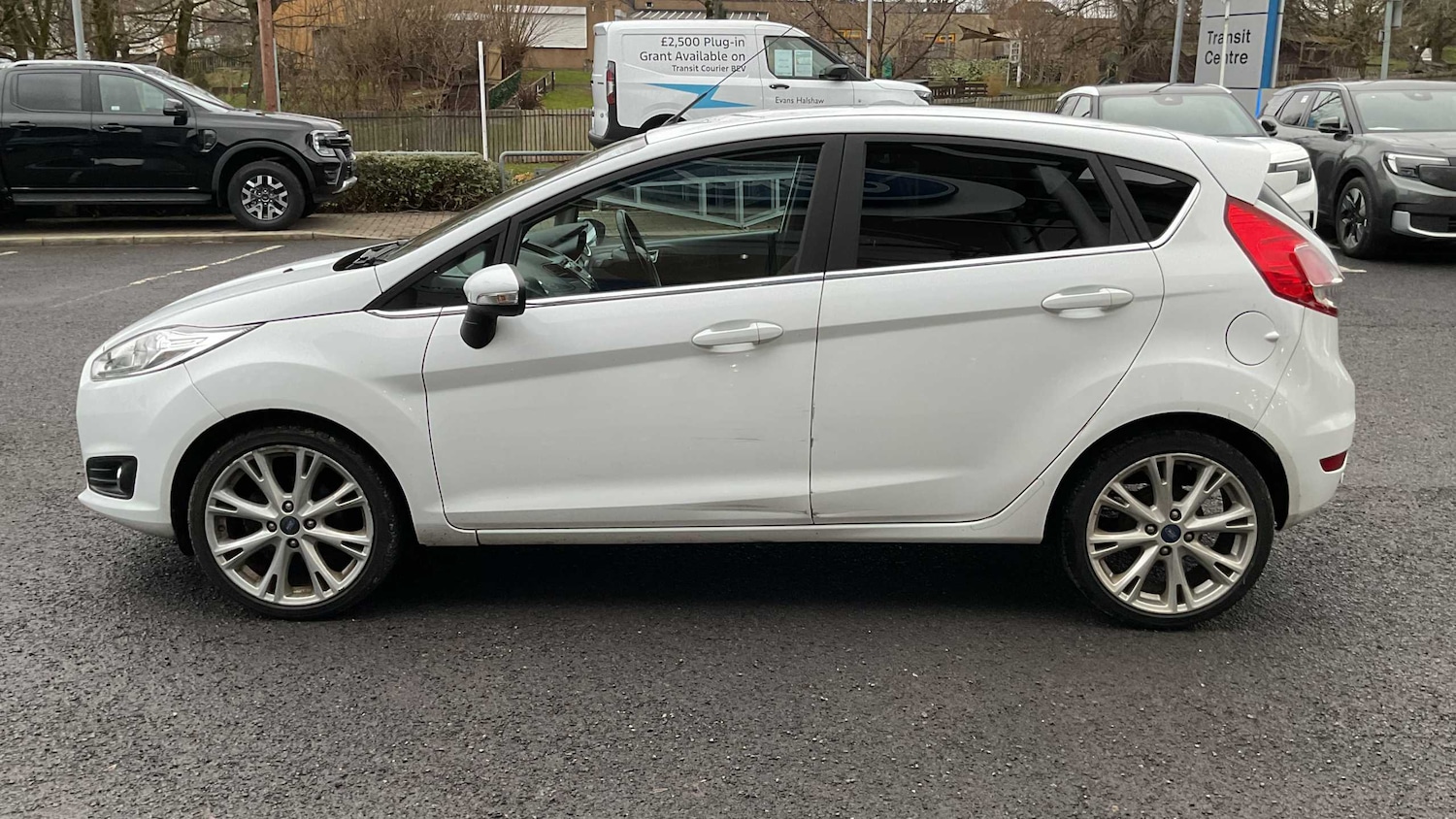 Used Ford Fiesta 2015 for sale - 77628091: Photo 3