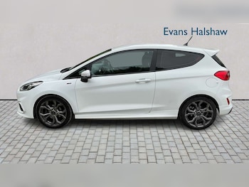 Used Ford Fiesta 2017 for sale - 78775232: Photo