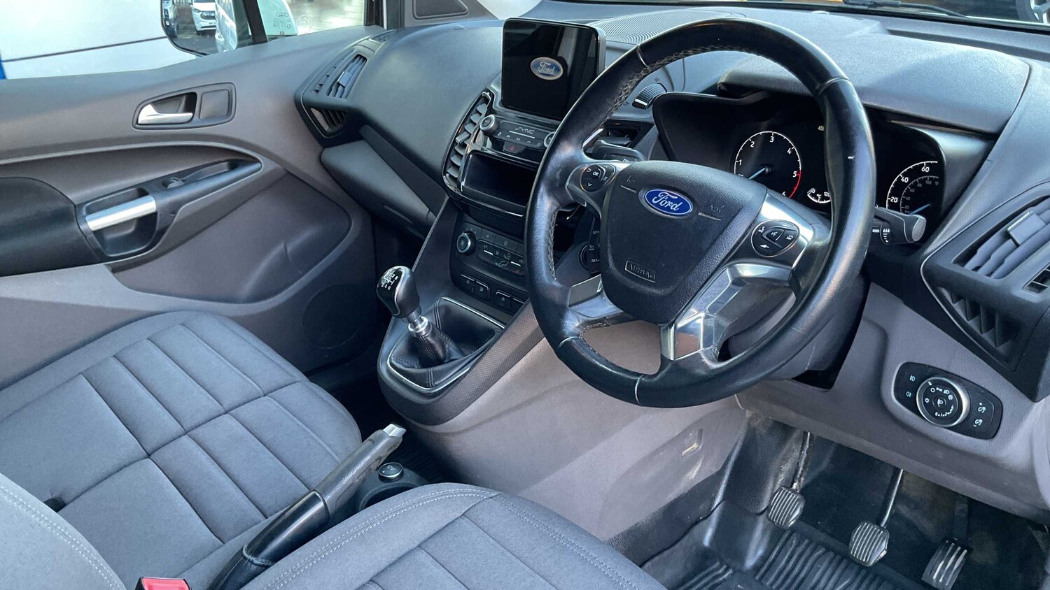 Used Ford Transit Connect 2018 for sale - 77842355: Photo 11
