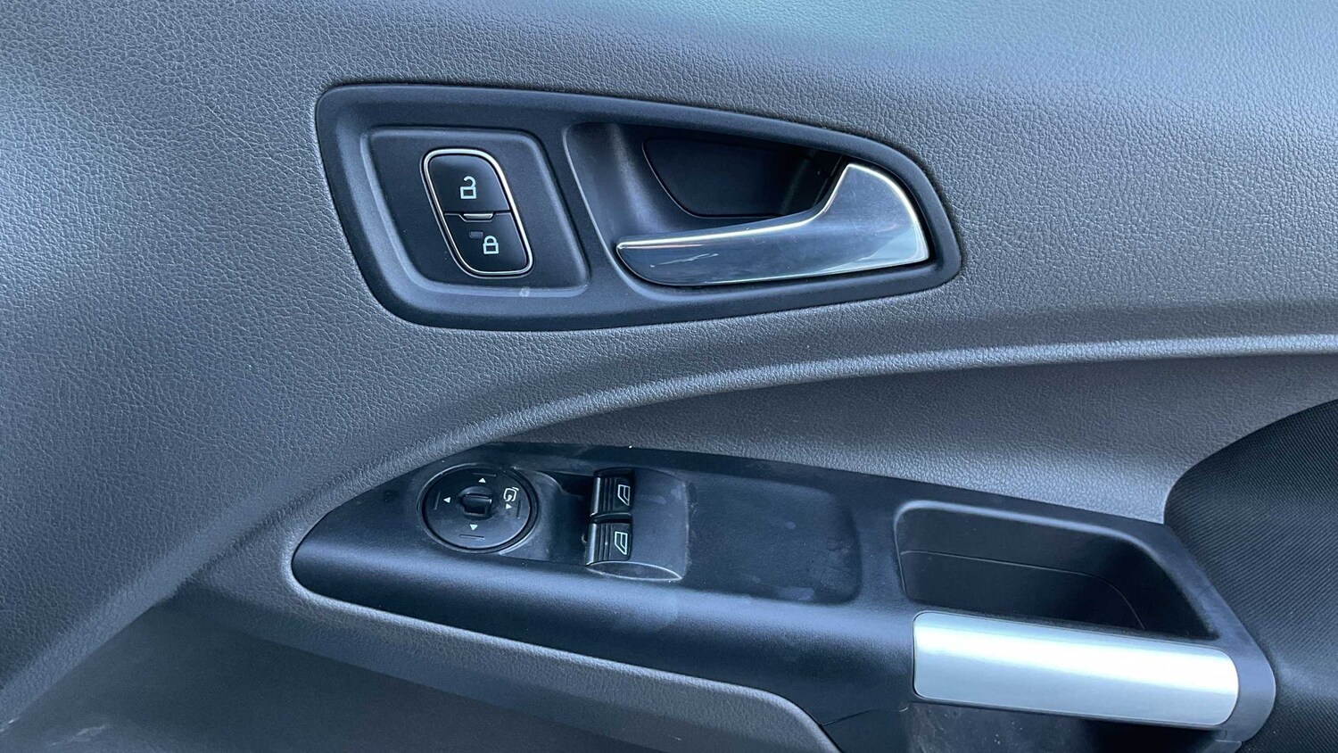 Used Ford Transit Connect 2018 for sale - 77842355: Photo 21