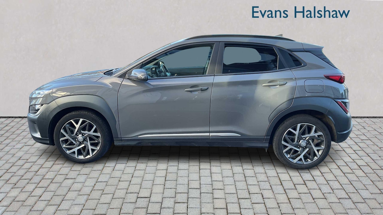 Used Hyundai KONA 2022 for sale - 76636803: Photo 4