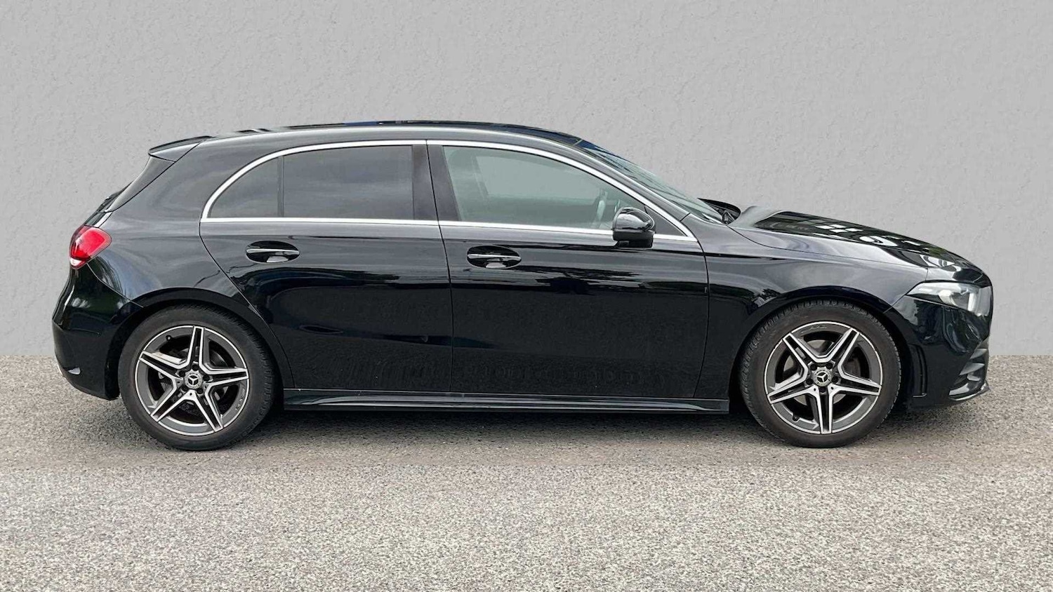 Used Mercedes-Benz A-Class 2019 for sale - 76362639: Photo 3