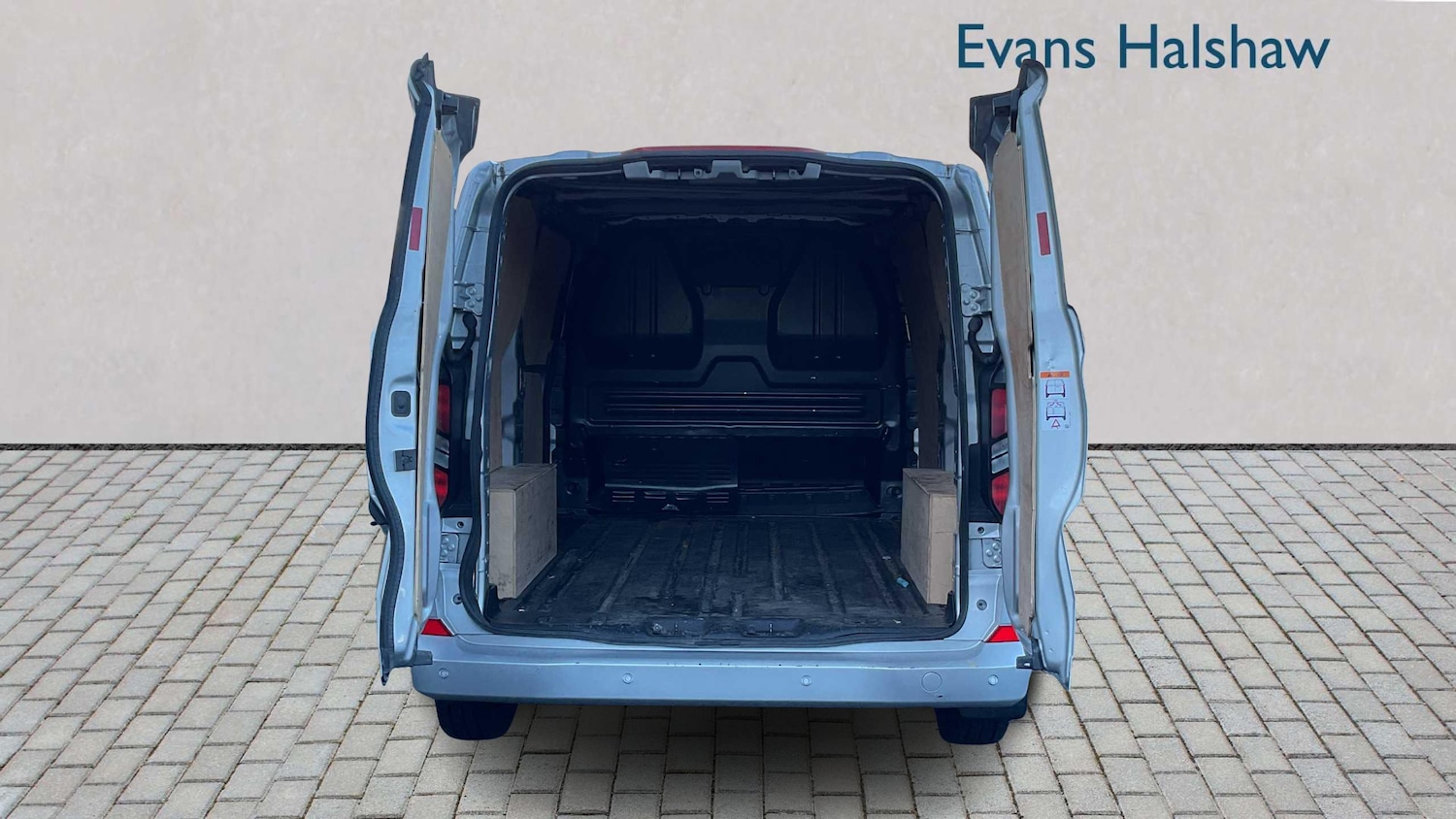 Used Ford Transit Custom 2024 for sale - 77373737: Photo 6