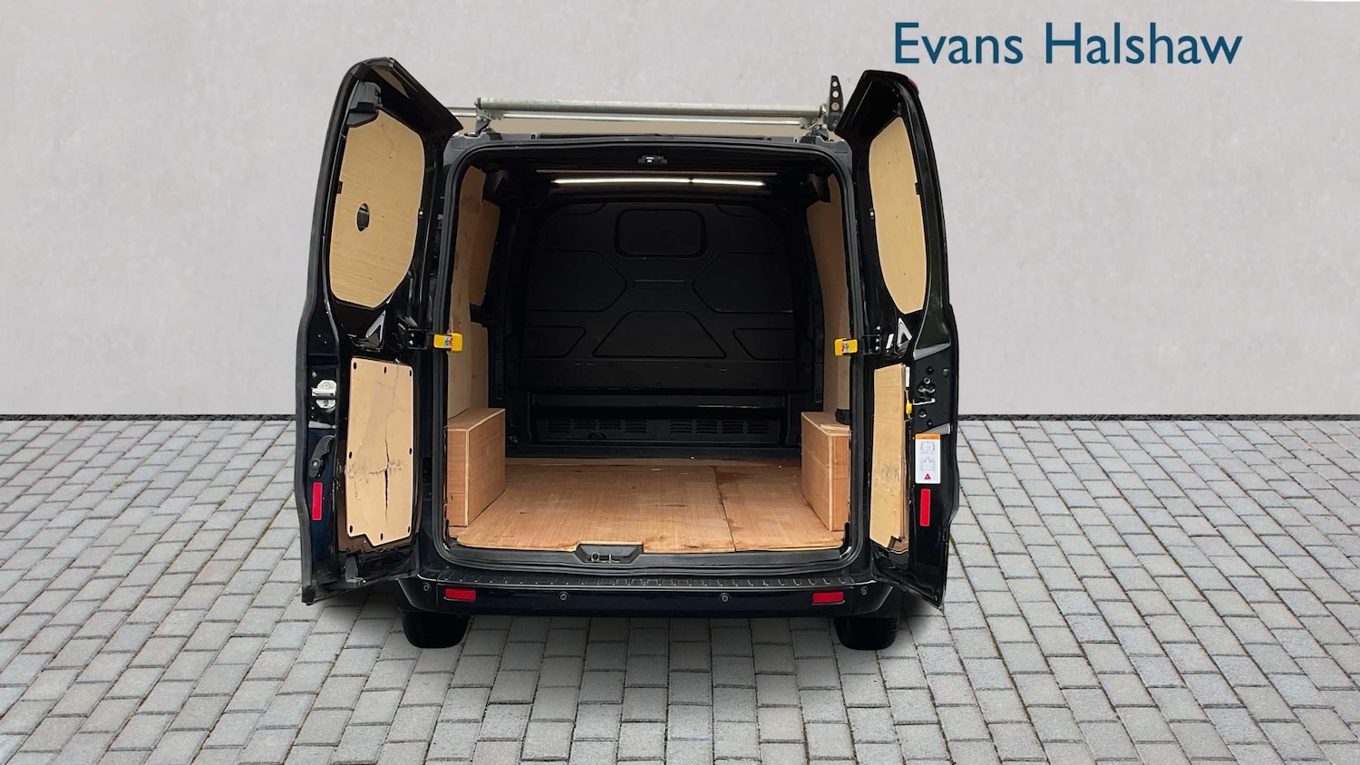 Used Ford Transit Custom 2022 for sale - 76272164: Photo 8