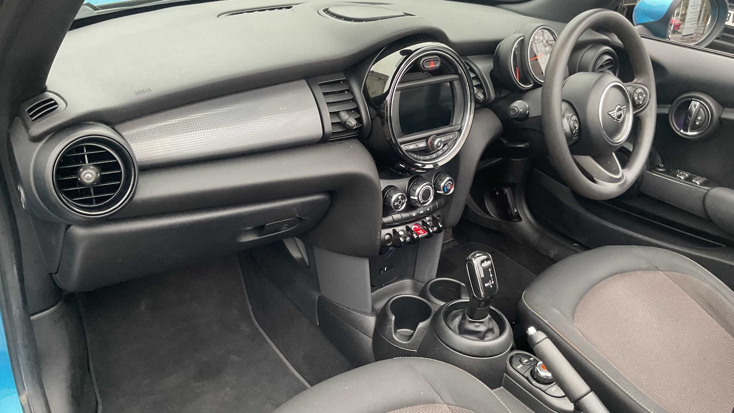 Used MINI Convertible 2019 for sale - 77270290: Photo 13