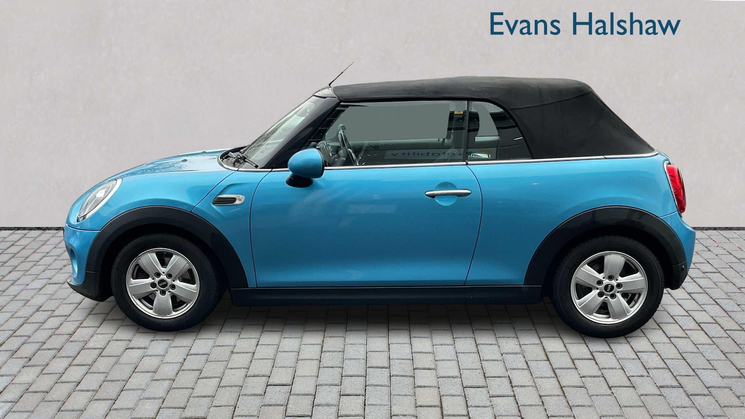 Used MINI Convertible 2019 for sale - 77270290: Photo 3