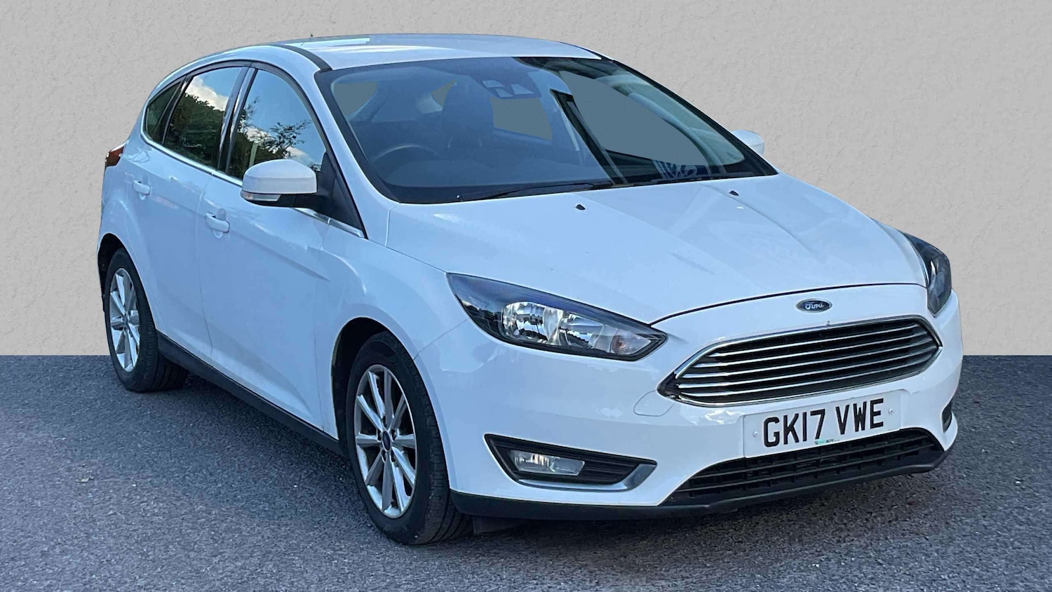 Used Ford Focus 2017 for sale - 76045233: Photo 1