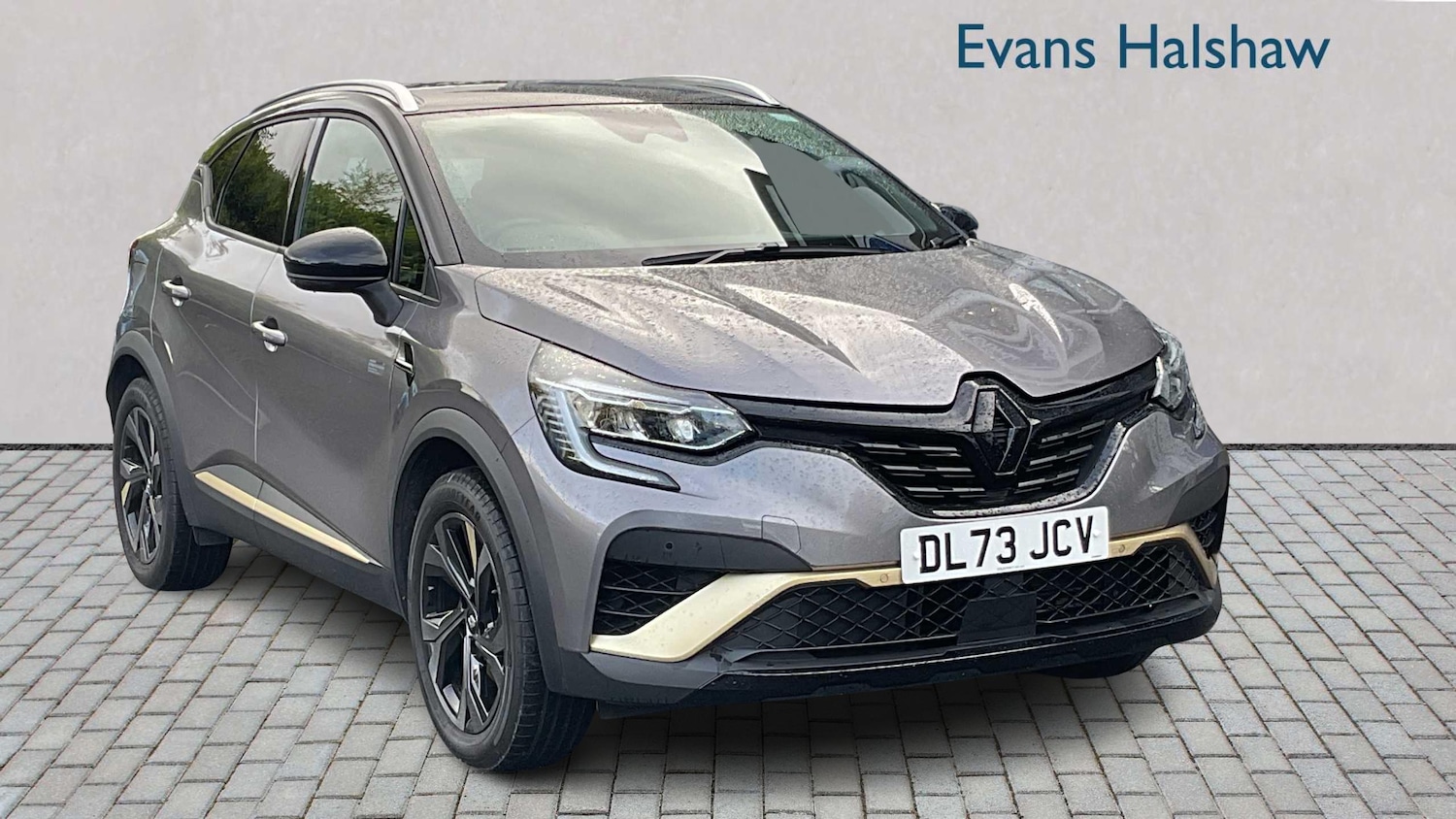 Used Renault Captur 2023 for sale - 76401430: Photo 1