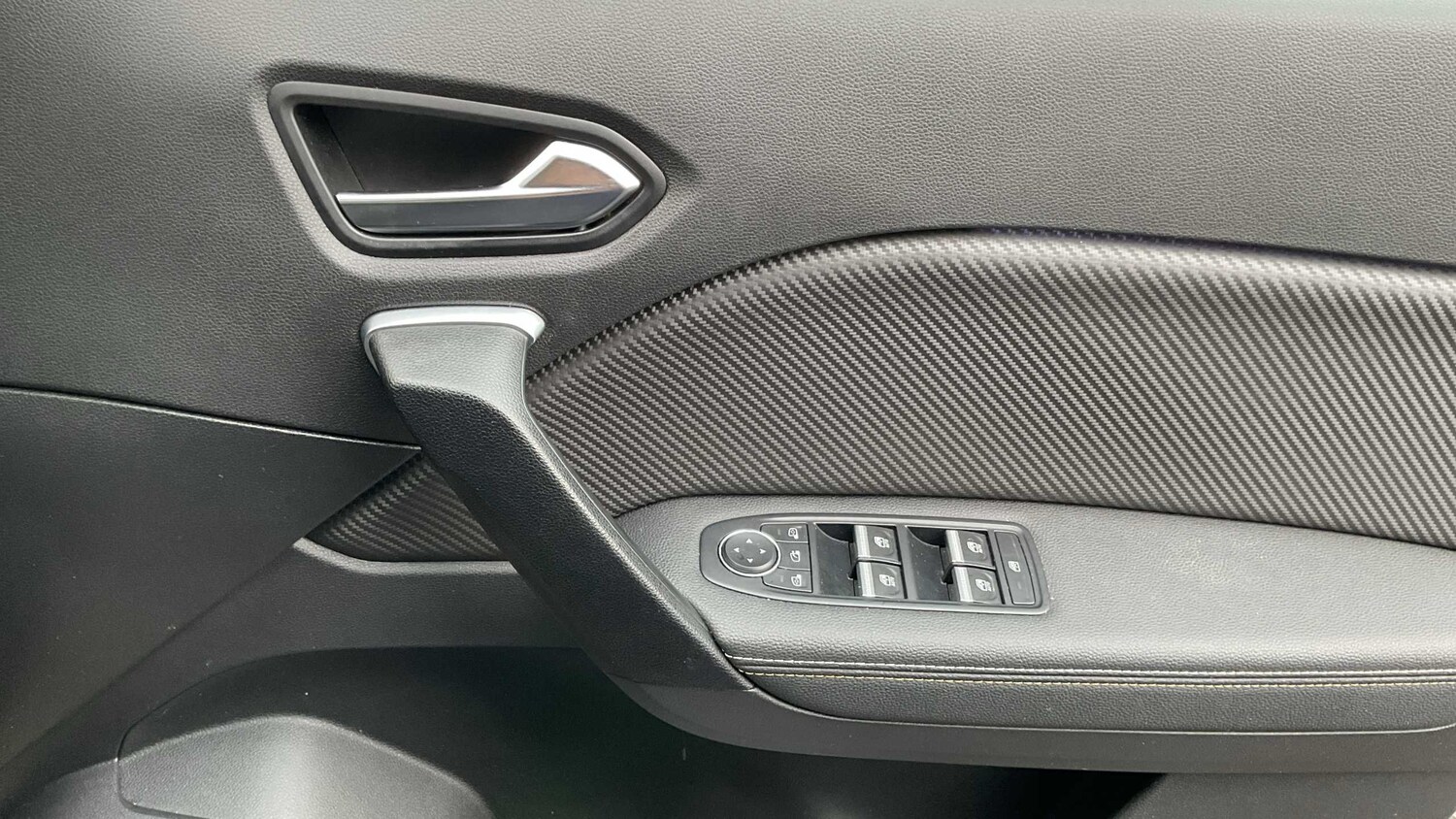 Used Renault Captur 2023 for sale - 76401430: Photo 19