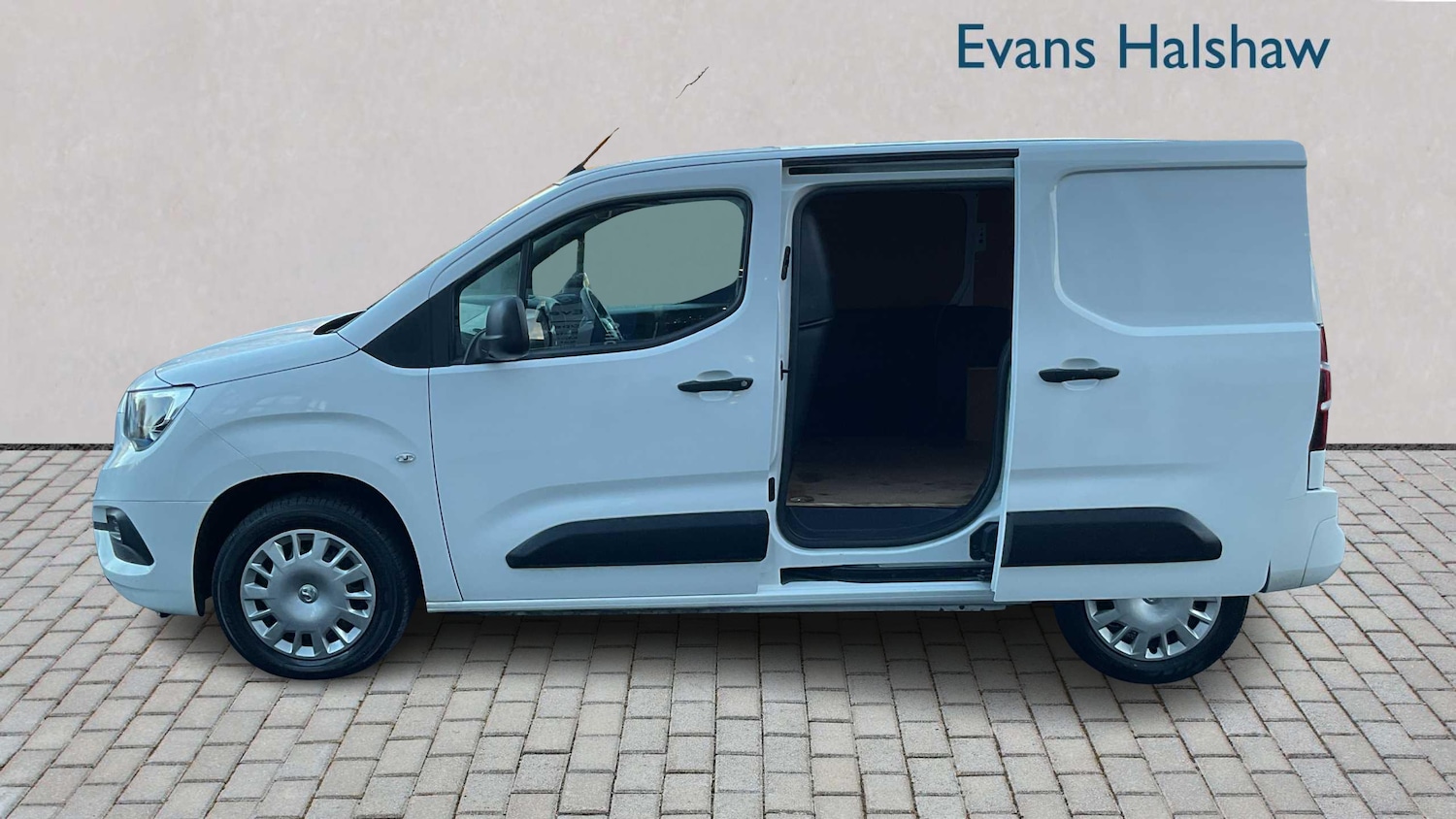 Used Vauxhall Combo 2019 for sale - 77428975: Photo 8
