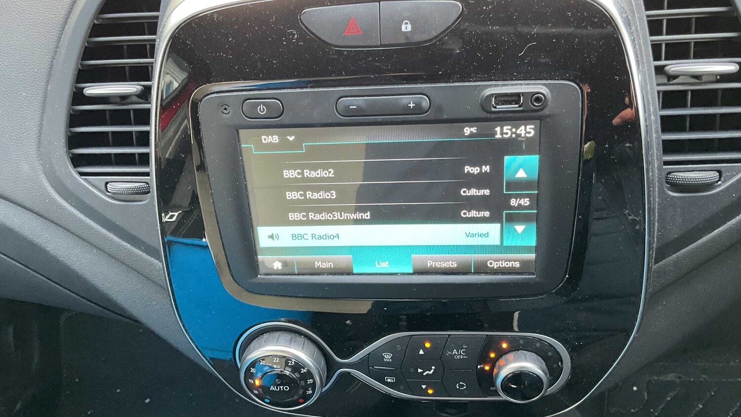 Used Renault Captur 2019 for sale - 77885994: Photo 8