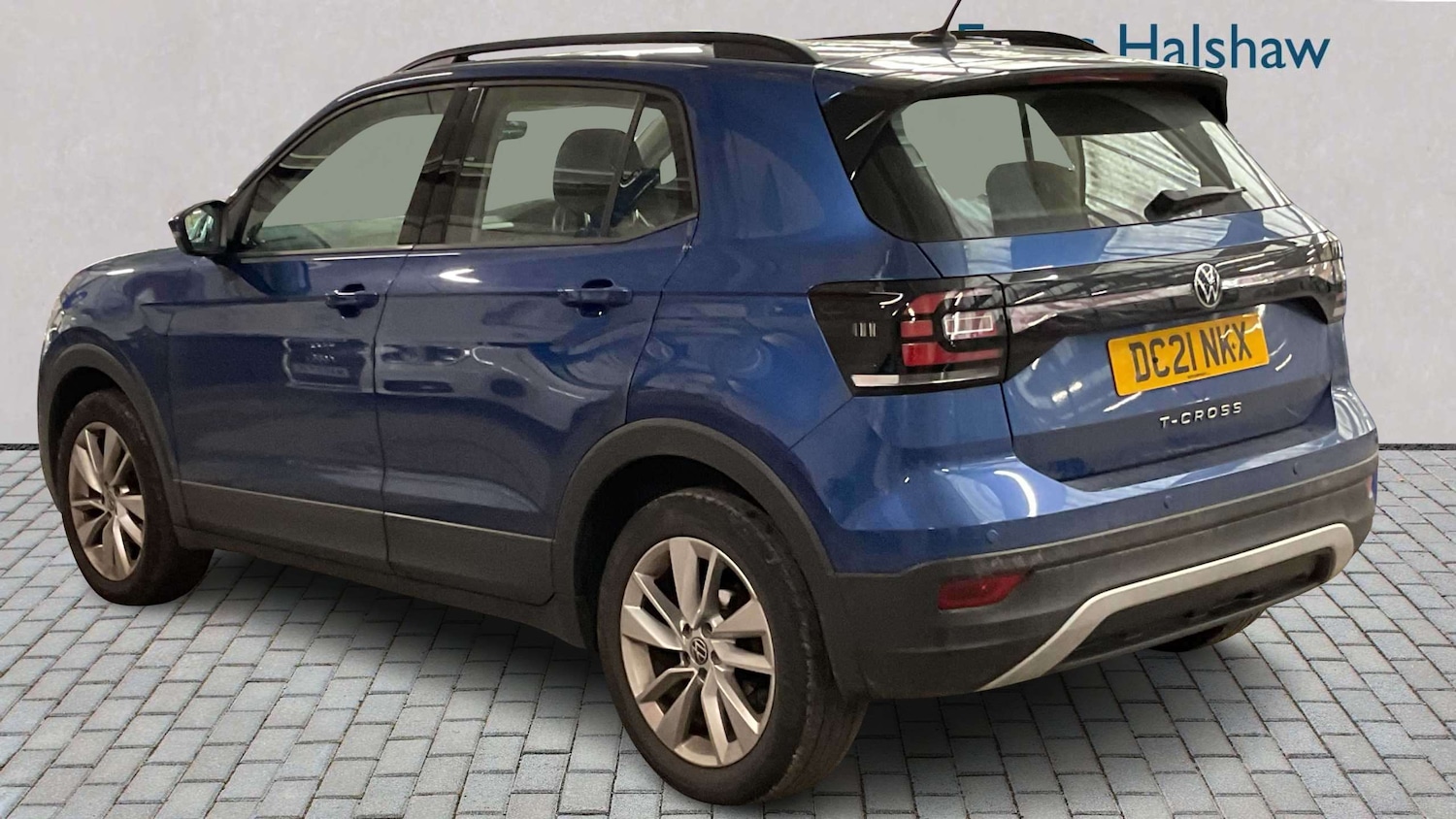 Used Volkswagen T-Cross 2021 for sale - 77972910: Photo 2