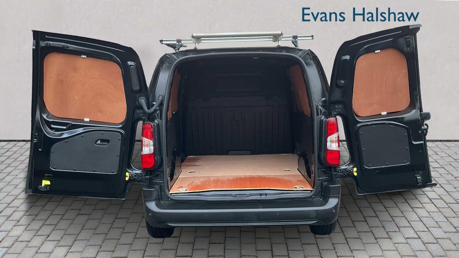 Used Vauxhall Combo 2022 for sale - 77093326: Photo 9