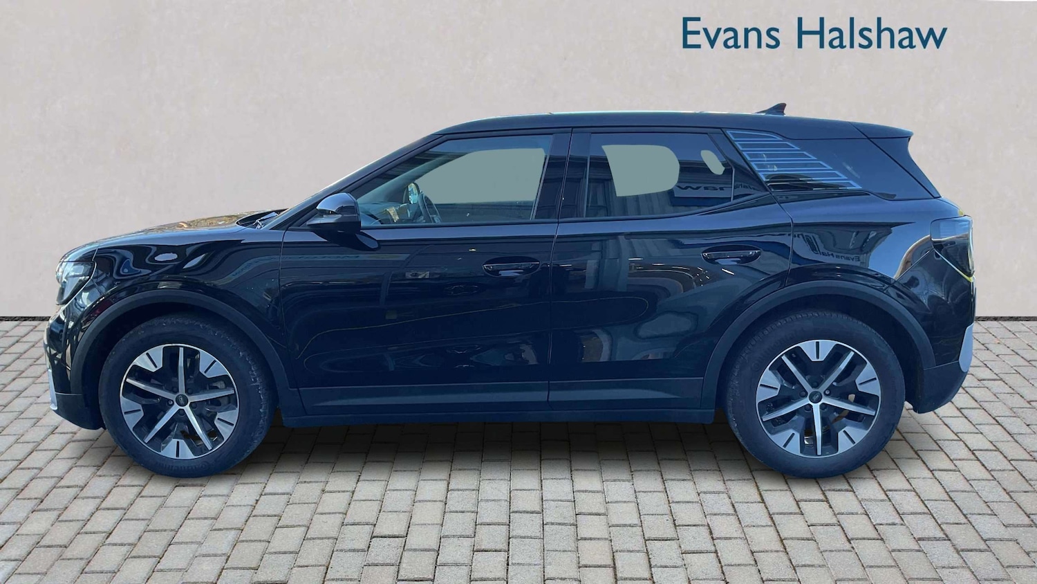 Used Ford Explorer 2025 for sale - 77772215: Photo 3