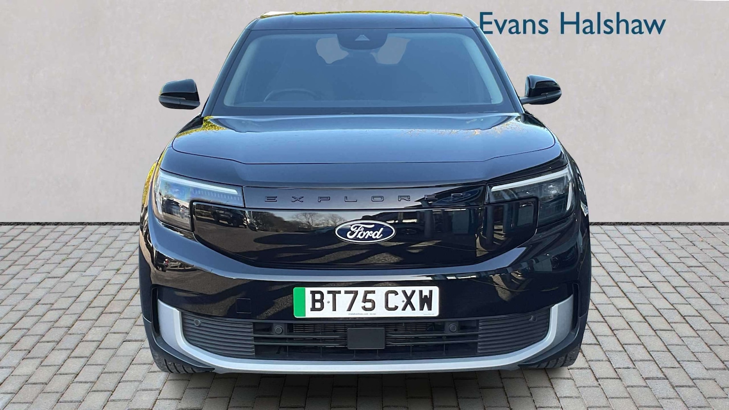 Used Ford Explorer 2025 for sale - 77772215: Photo 4