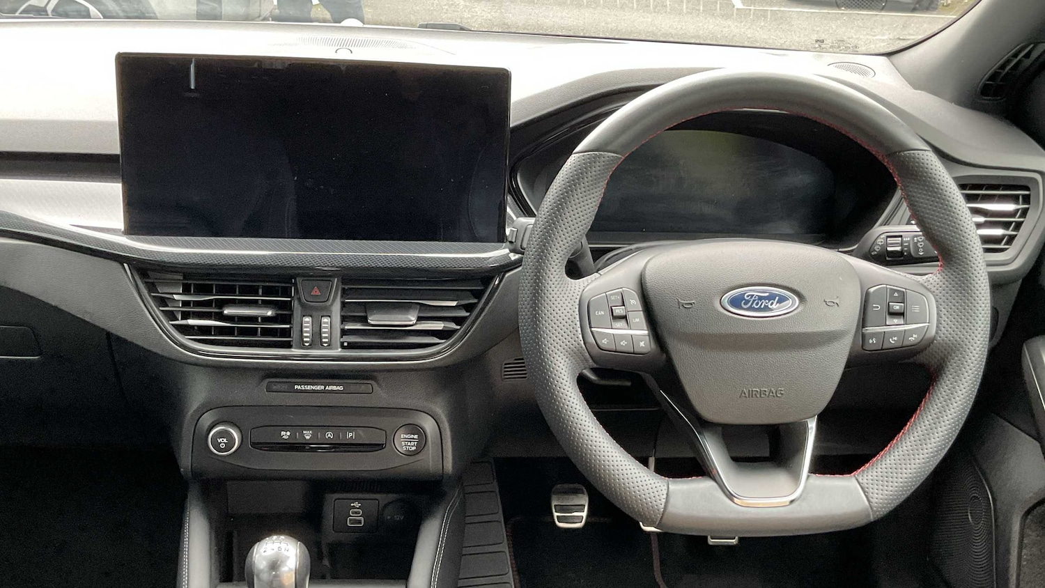 Used Ford Focus 2023 for sale - 76087872: Photo 11
