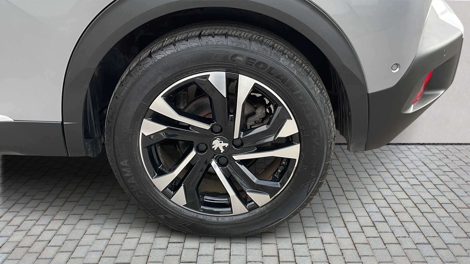 Used Peugeot 2008 2023 for sale - 78010537: Photo 6