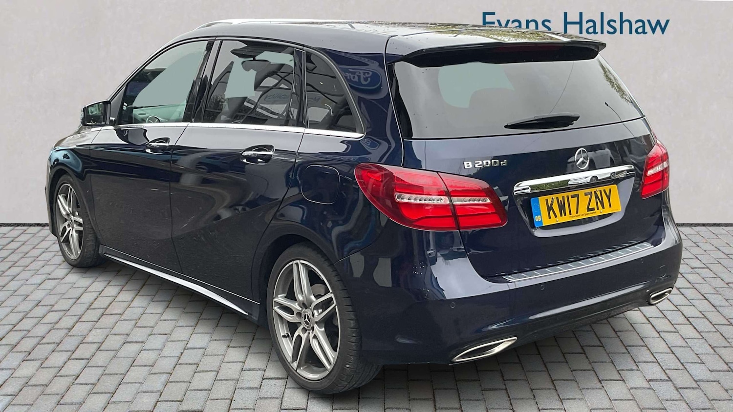 Used Mercedes-Benz B Class 2017 for sale - 78209204: Photo 2