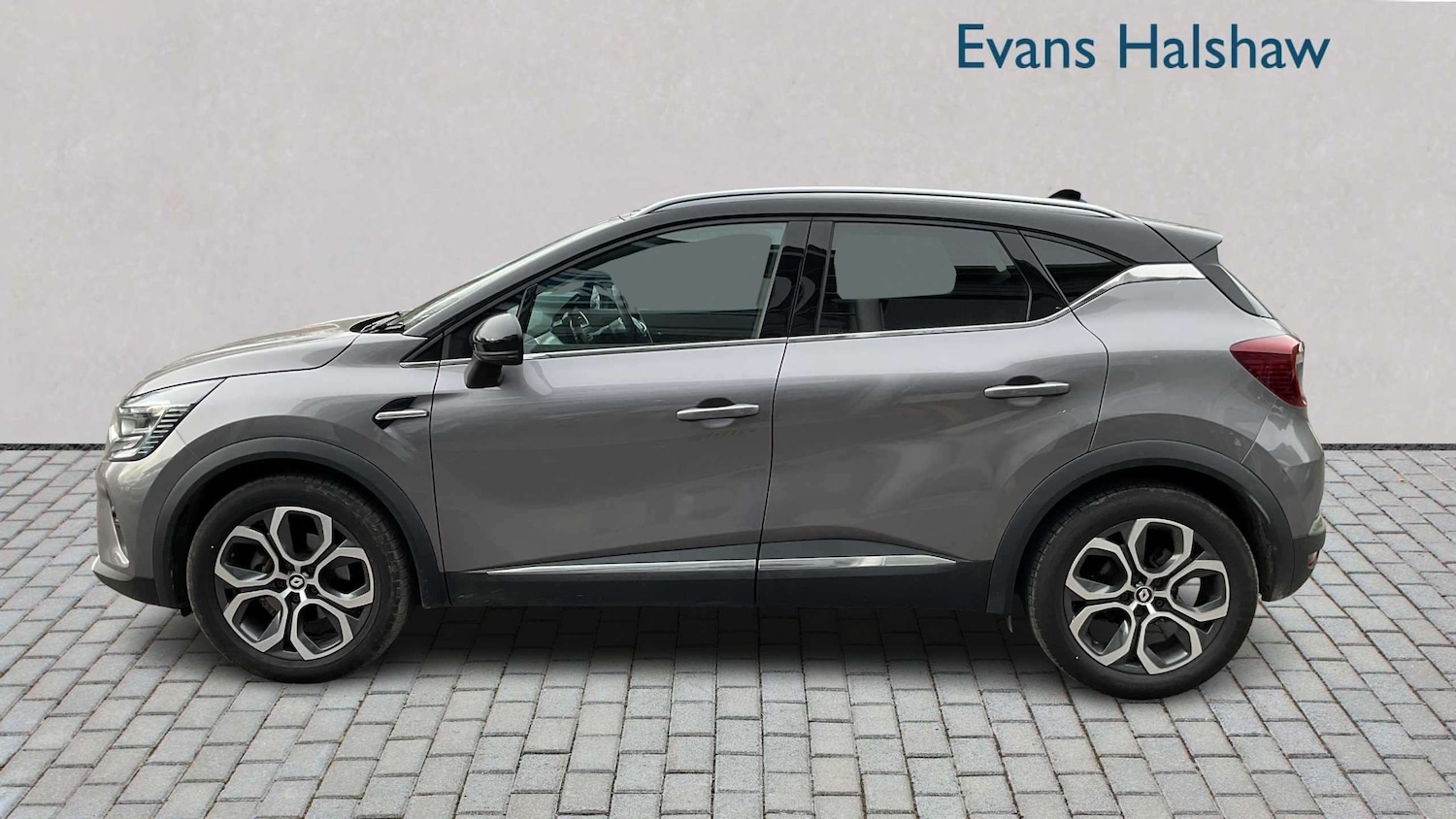 Used Renault Captur 2023 for sale - 78024443: Photo 3