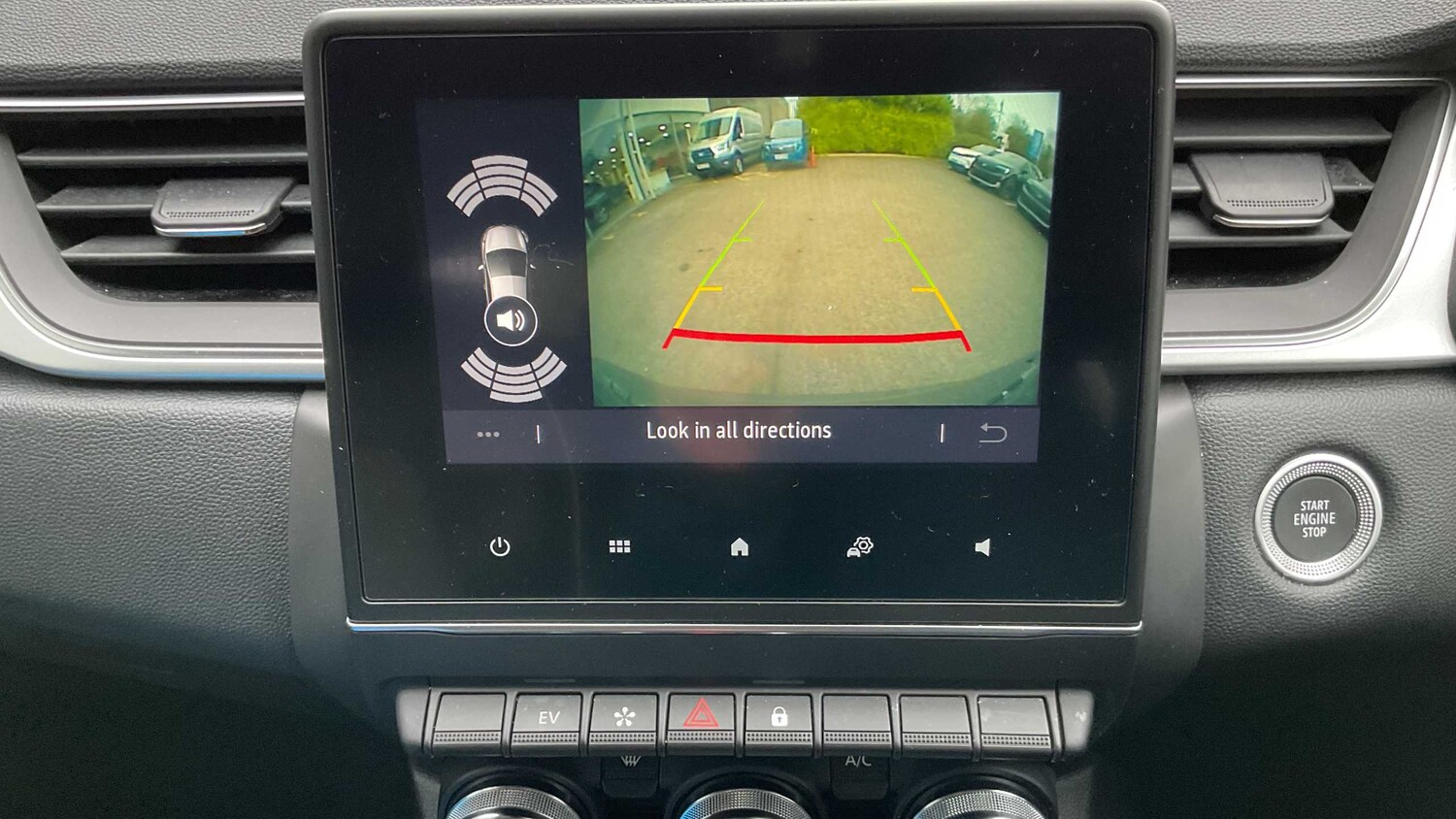 Used Renault Captur 2023 for sale - 78024443: Photo 7