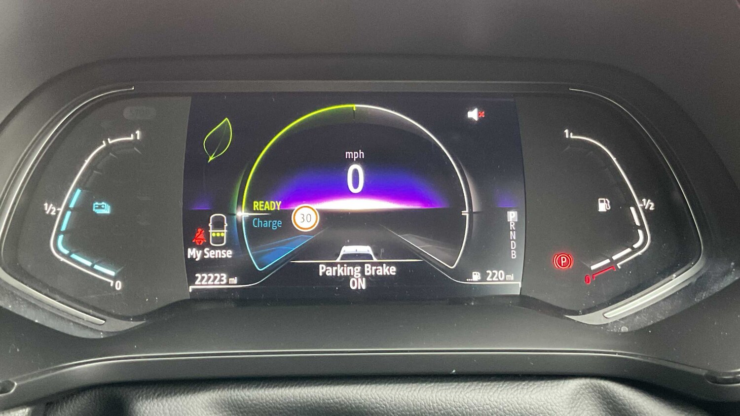 Used Renault Captur 2023 for sale - 78024443: Photo 9