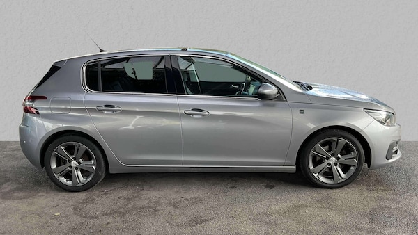 Used Peugeot 308 2018 for sale - 76016063: Photo 3