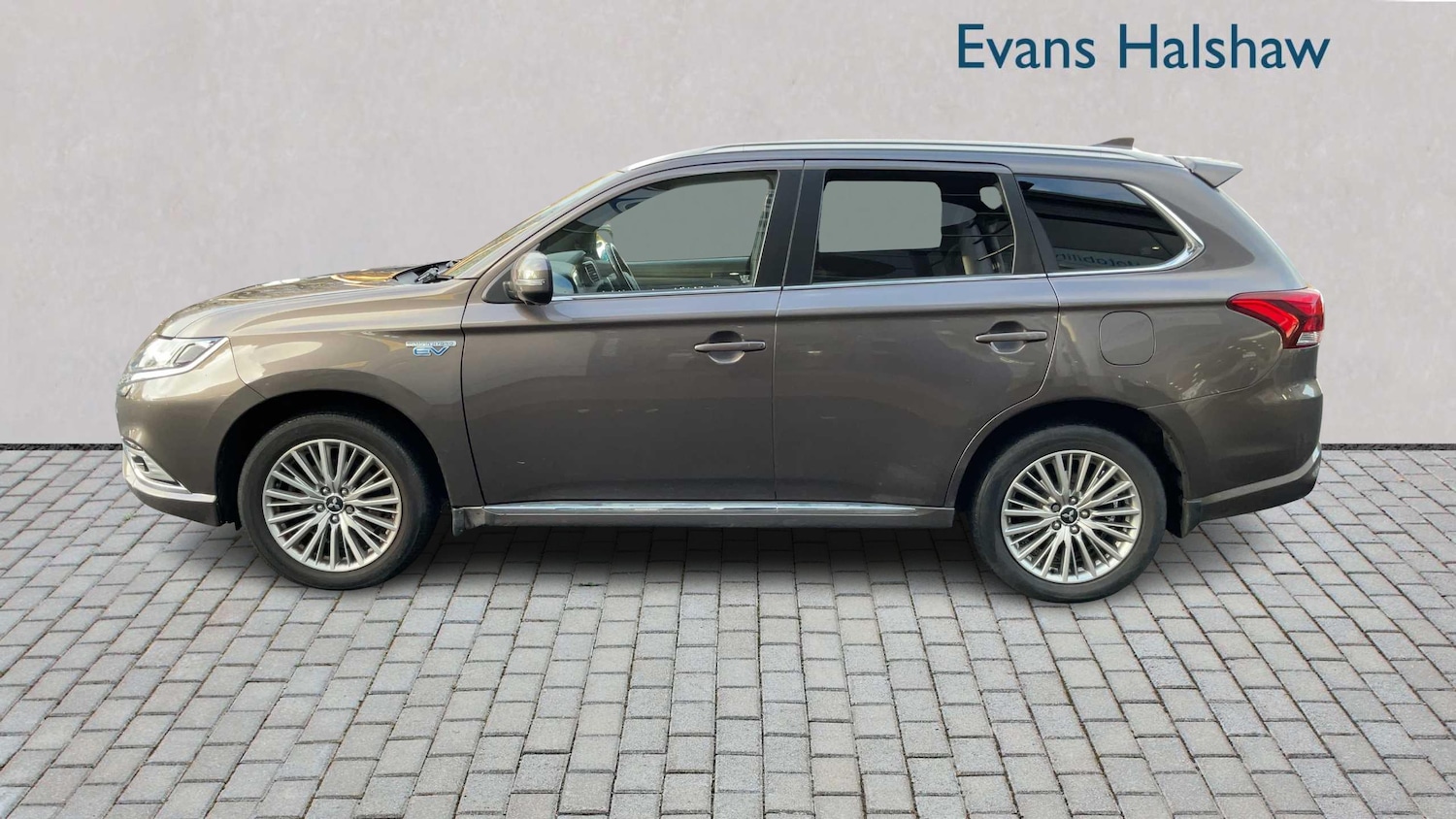 Used Mitsubishi Outlander 2018 for sale - 77219736: Photo 3