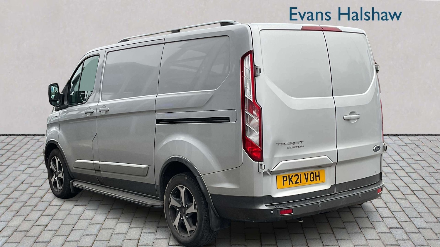 Used Ford Transit Custom 2021 for sale - 78104432: Photo 2