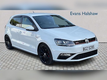 Used Volkswagen Polo 2016 for sale - 77972931: Photo