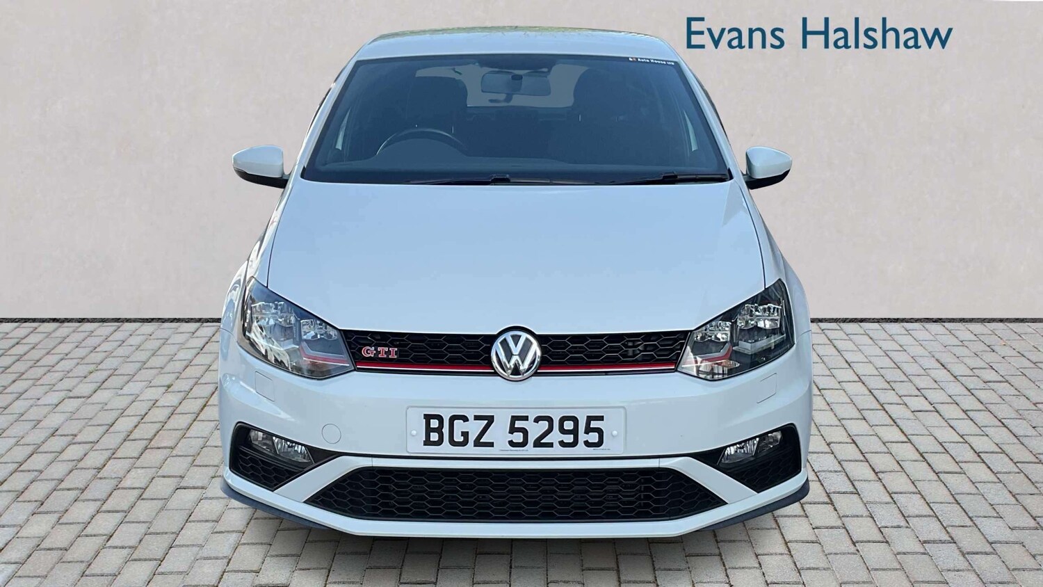 Used Volkswagen Polo 2016 for sale - 77972931: Photo 4