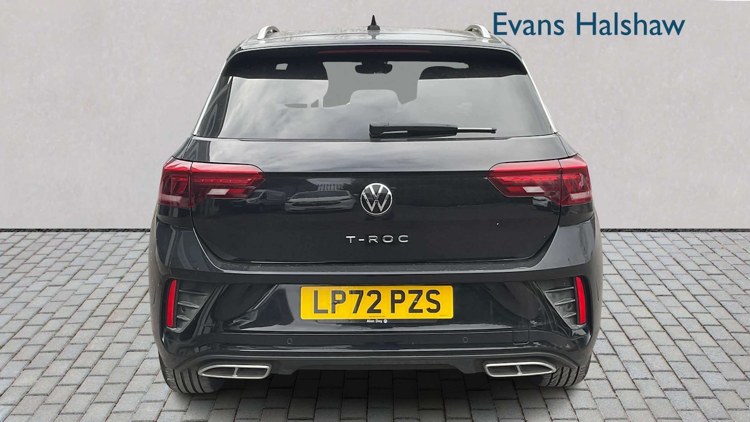 Used Volkswagen T-Roc for sale - 77859945: Photo 5