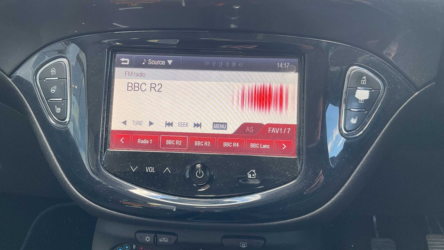 Used Vauxhall Corsa 2015 for sale - 78119194: Photo 8