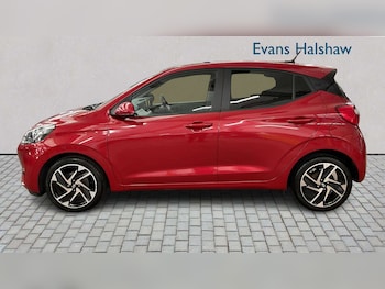 Used Hyundai i10 2022 for sale - 79511631: Photo