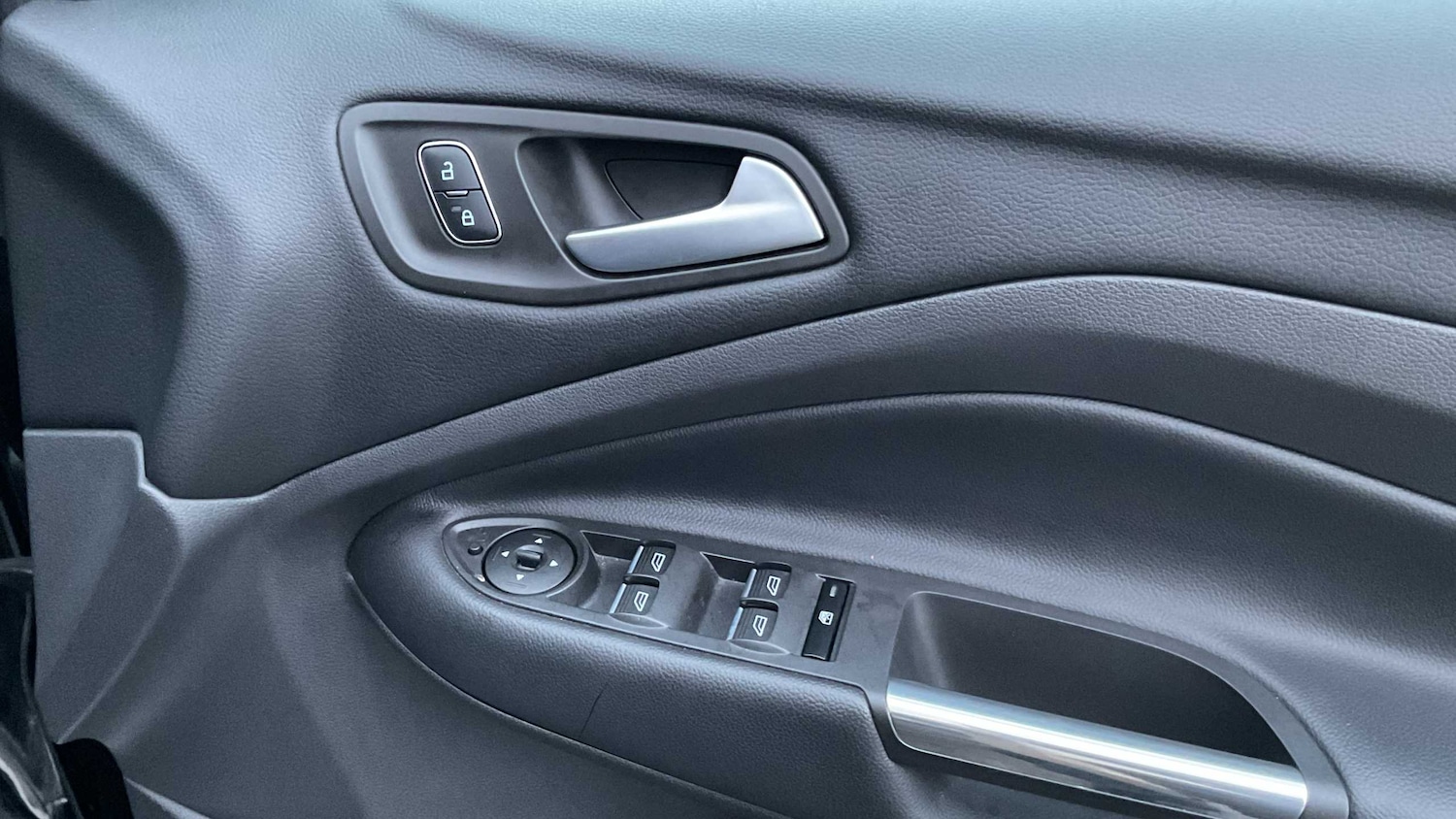 Used Ford Kuga 2019 for sale - 76732411: Photo 19