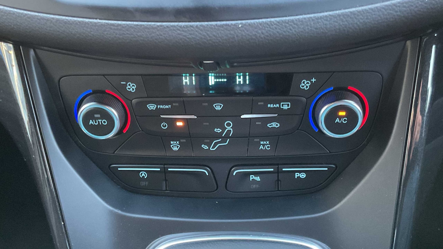 Used Ford Kuga for sale - 76732411: Photo 8