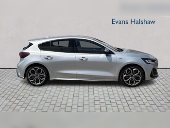 Used Ford Focus 2022 for sale - 79251072: Photo