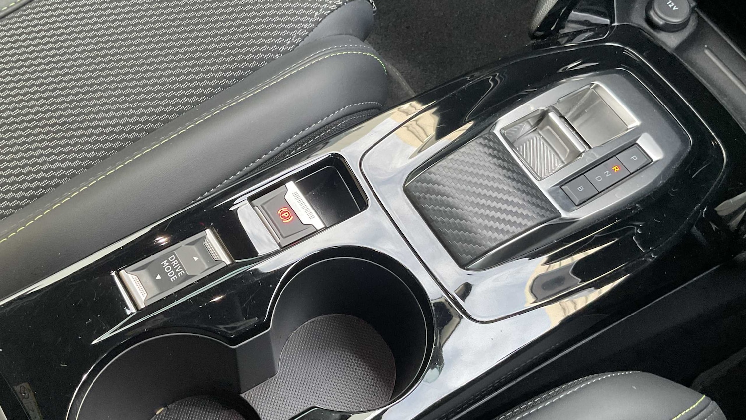 Used Peugeot 2008 2023 for sale - 77500246: Photo 15