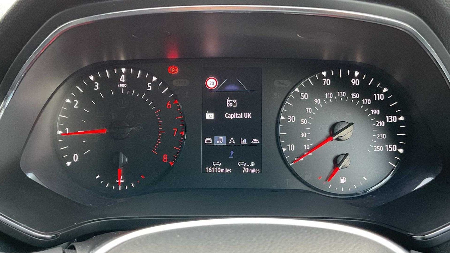 Used Renault Captur 2022 for sale - 76540737: Photo 12