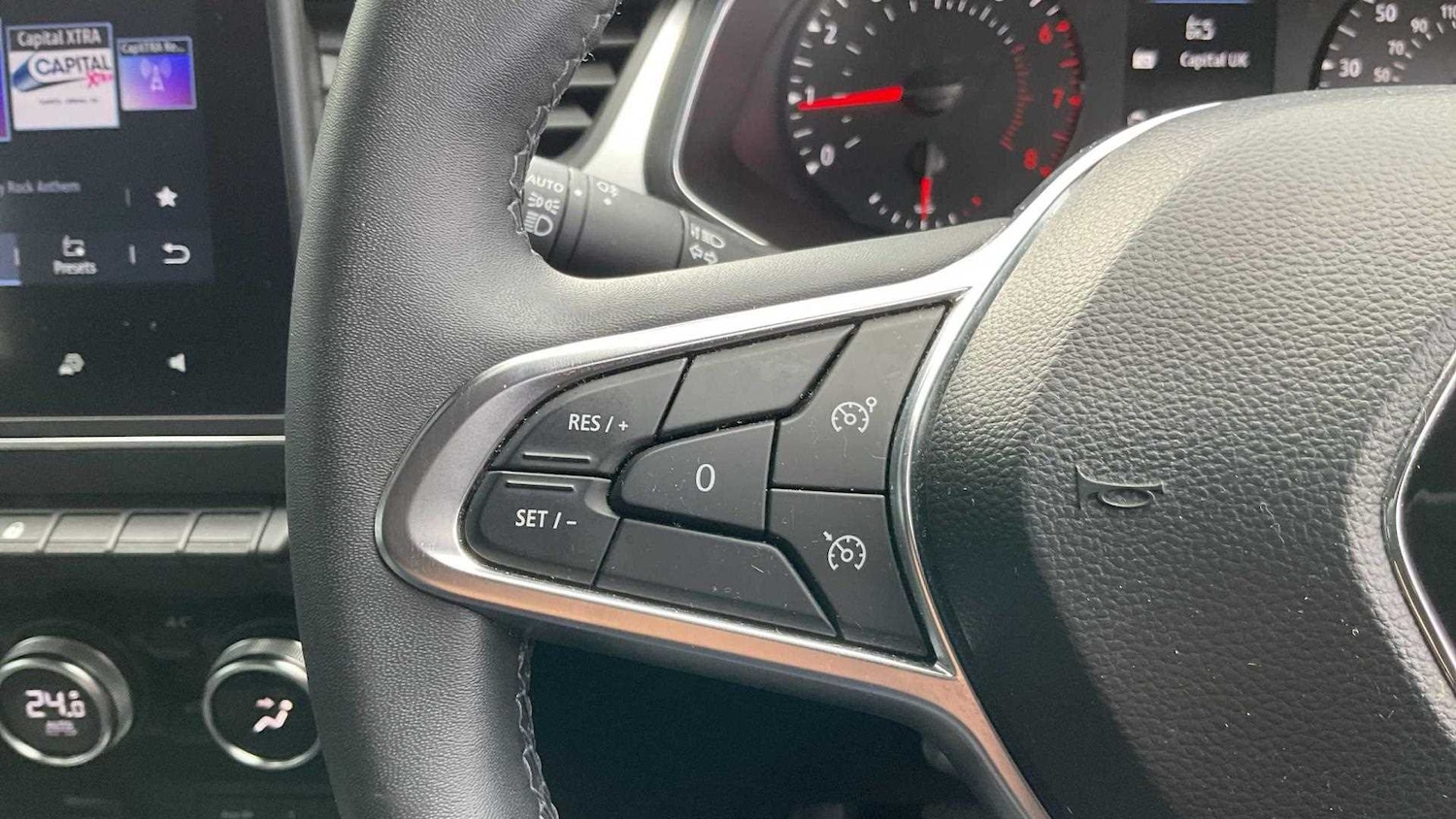 Used Renault Captur 2022 for sale - 76540737: Photo 23