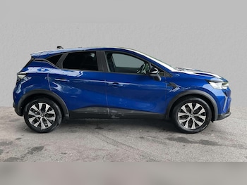 Used Renault Captur 2025 for sale - 75818095: Photo