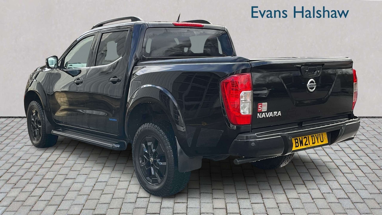 Used Nissan Navara 2021 for sale - 78089512: Photo 2