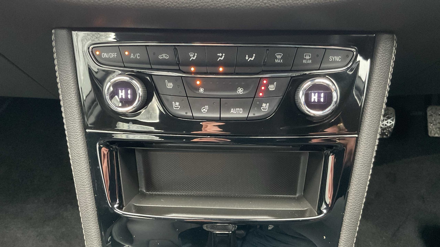 Used Vauxhall Astra 2021 for sale - 75931180: Photo 18