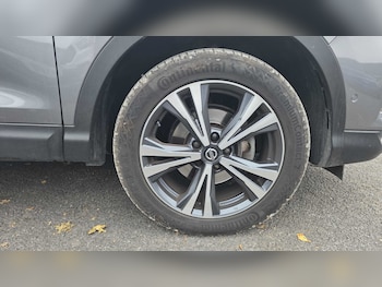 Used Nissan Qashqai 2020 for sale - 76310774: Photo 2