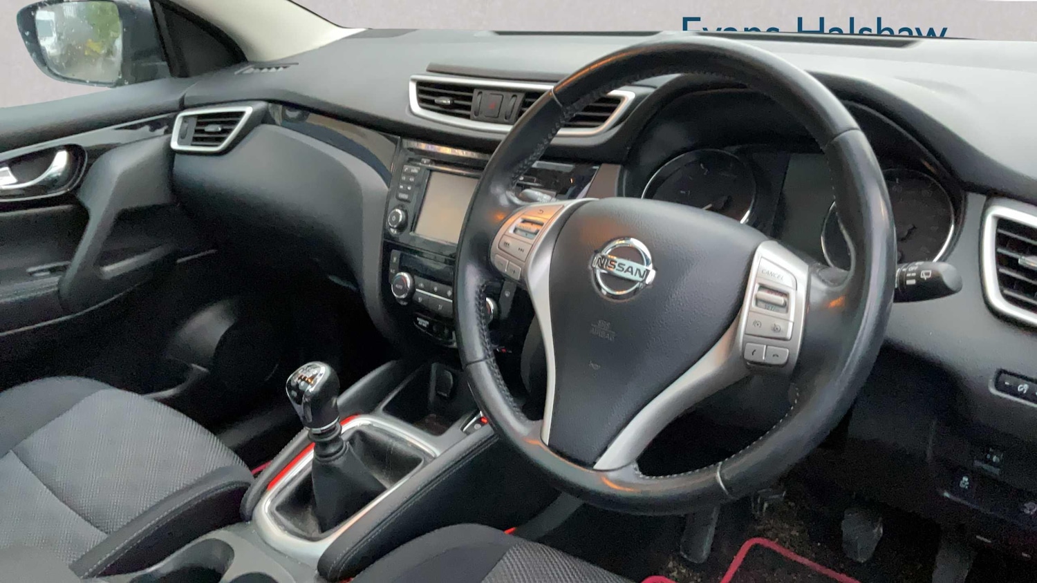 Used Nissan Qashqai 2017 for sale - 77134991: Photo 6